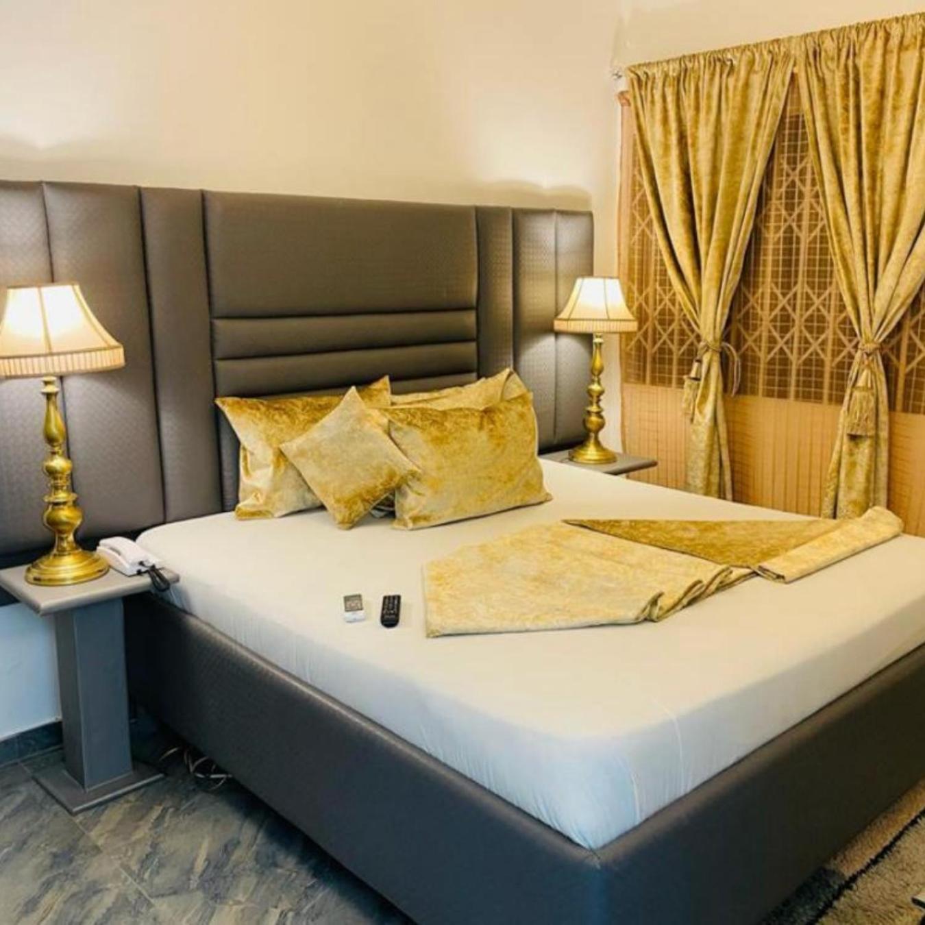 Perriman Hotel Kokrobite Esterno foto